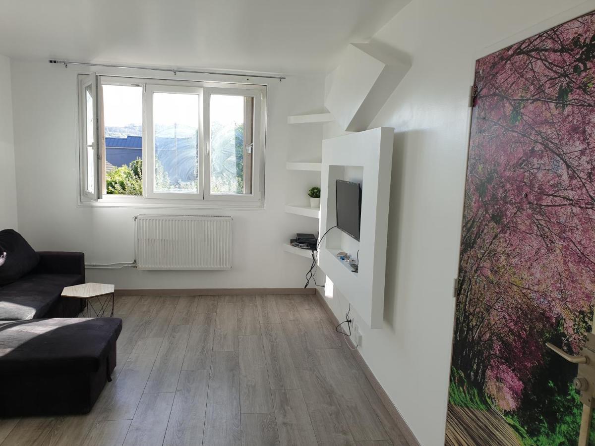 Appartement Ensoleille Palaiseau Exterior foto
